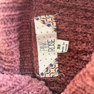 Pink Rose soft turtleneck